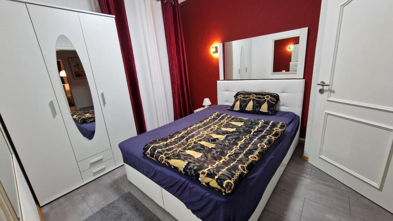 Ferienwohnung In Билефельд Экстерьер фото