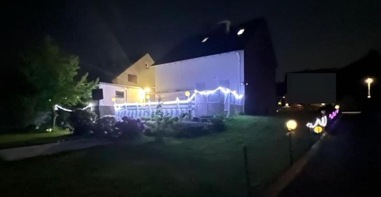 Ferienwohnung In Билефельд Экстерьер фото